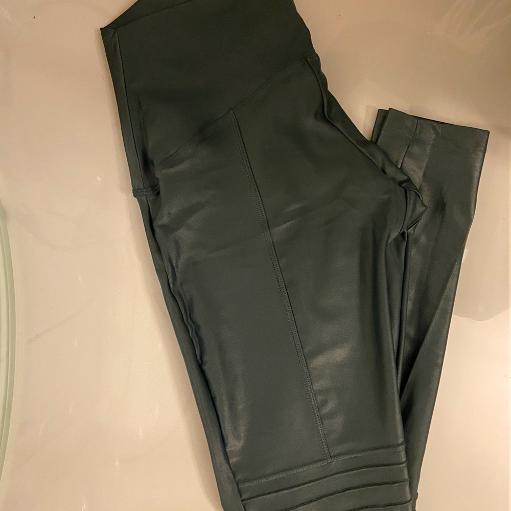 Liquido Full Length moto yoga Leggings